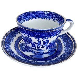 Washington Pottery Old Willow Tea Cup And Saucer Blue White Gold Trim Vintage